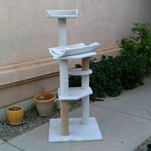 Cat tree